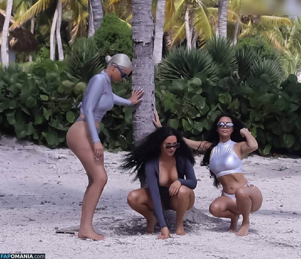 Kim Kardashian / kimkadarshian / kimkardashian Naakt OnlyFans  Gelekte foto #82