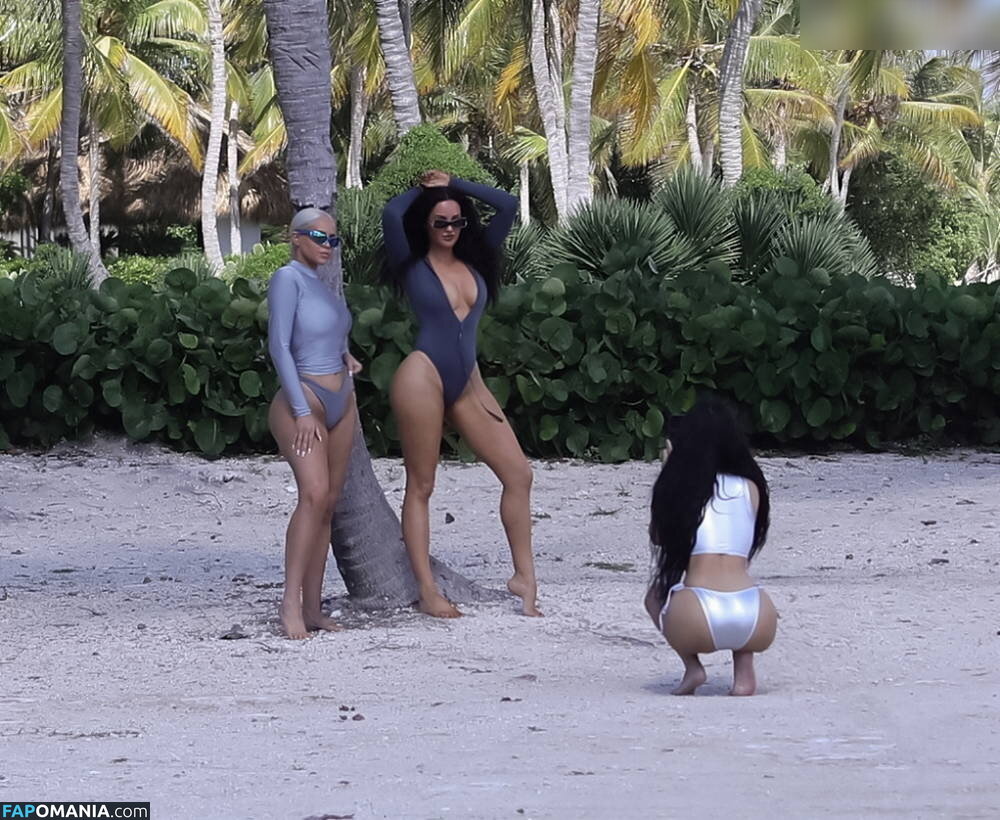 Kim Kardashian / kimkadarshian / kimkardashian Naakt OnlyFans  Gelekte foto #86