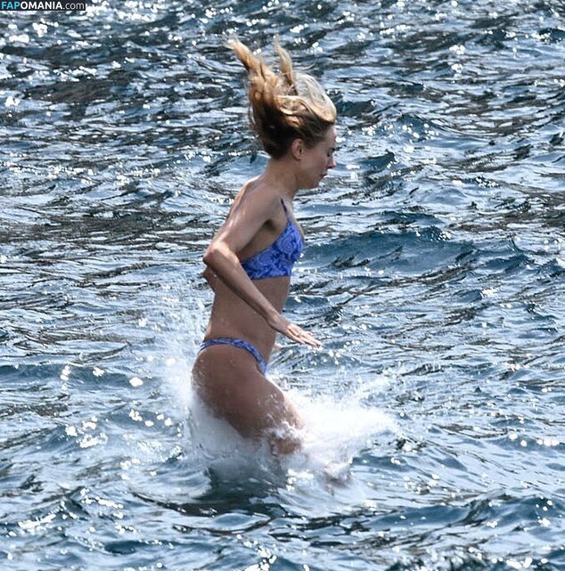 Kimberley Garner / https: / kimberleygarner / kimberleylondon / officialkimberleygarner Naakt OnlyFans  Gelekte foto #978