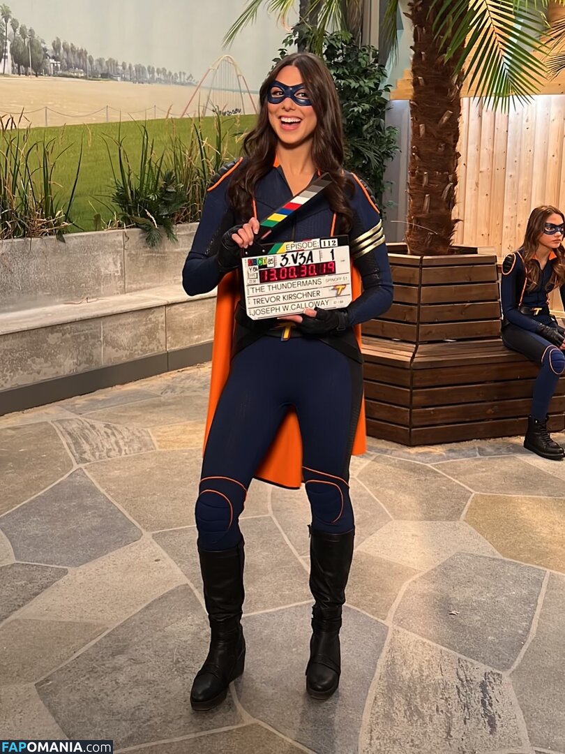 Kira Kosarin / kirakosarin Naakt OnlyFans  Gelekte foto #742