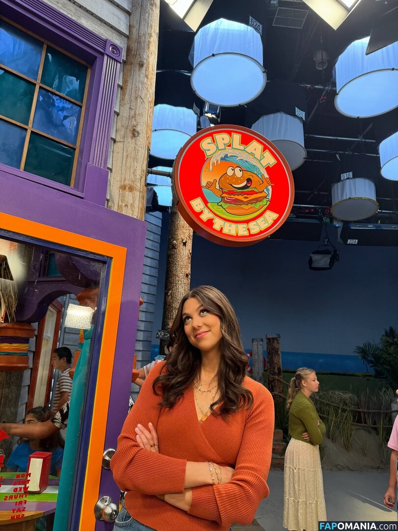 Kira Kosarin / kirakosarin Naakt OnlyFans  Gelekte foto #746