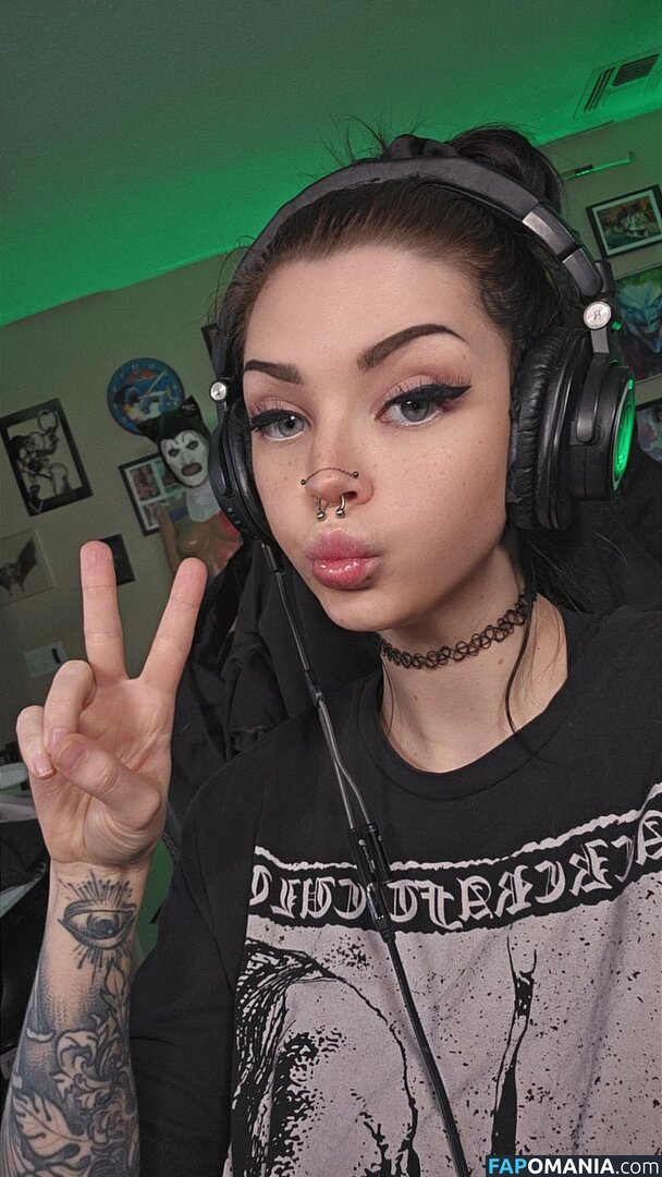 Kittykvlt Naakt OnlyFans  Gelekte foto #1