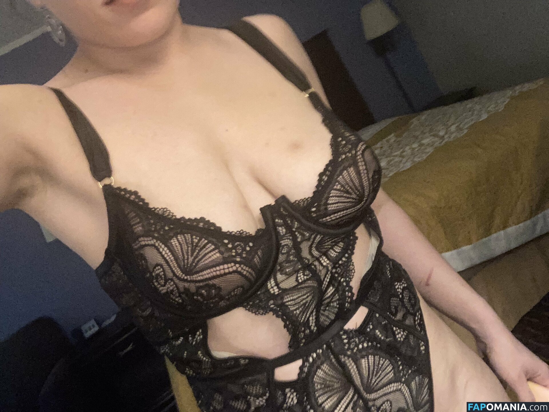 Elektra Sinn / Korin / elektra_sinn / korinknives Naakt OnlyFans  Gelekte foto #1