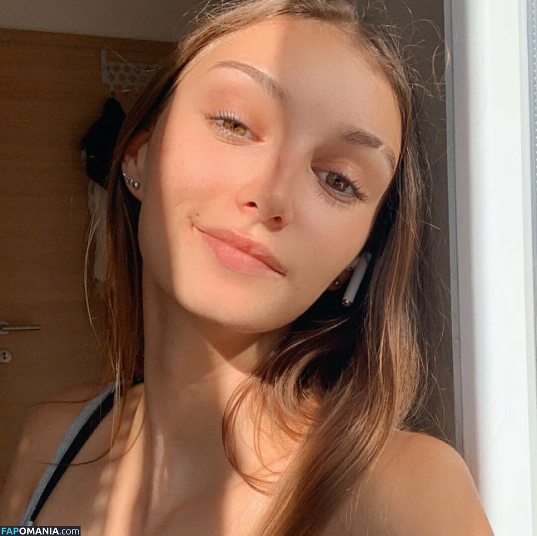 Koroska / koroska_ Naakt OnlyFans  Gelekte foto #2