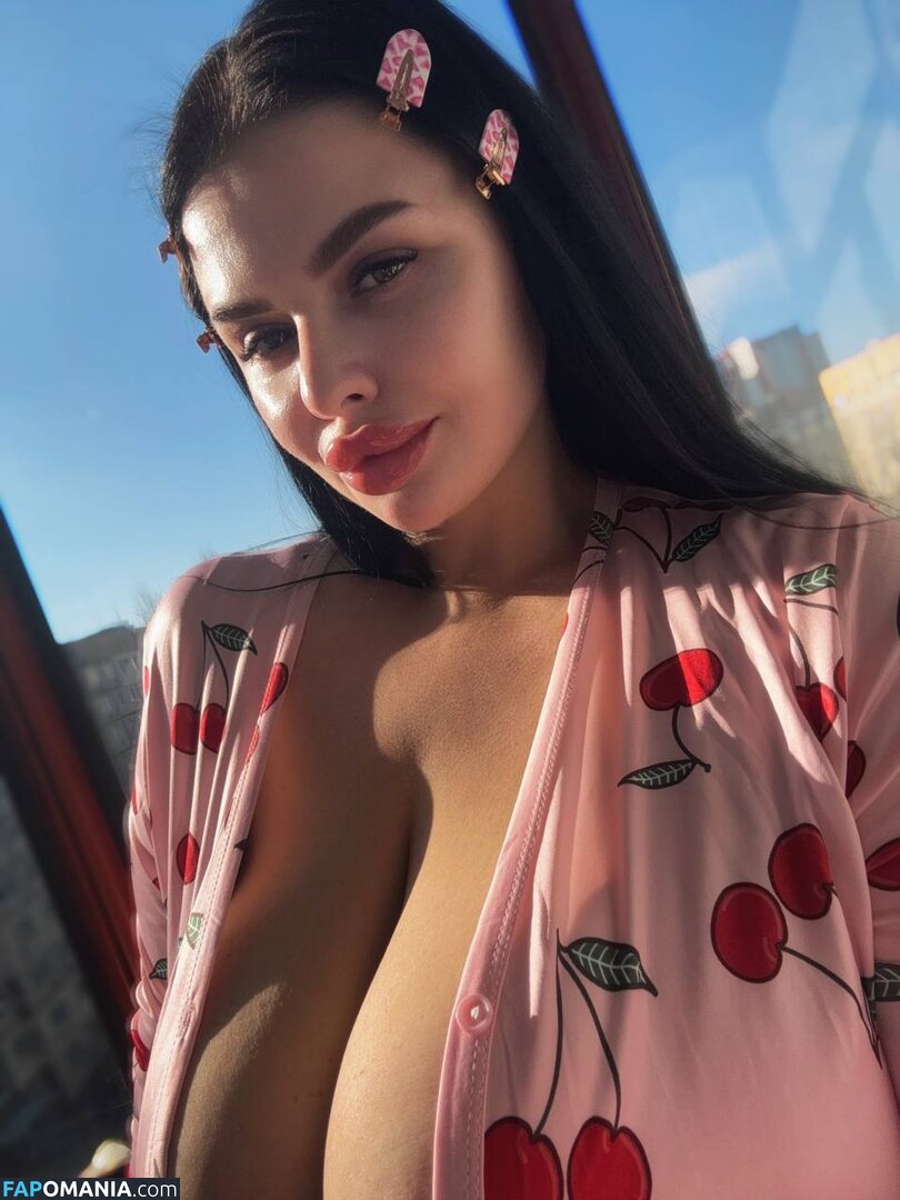 https: / kristina_doru Naakt OnlyFans  Gelekte foto #5
