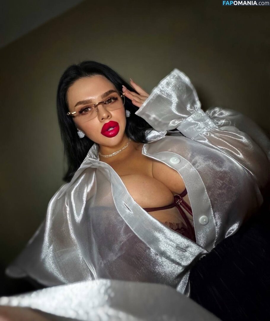 https: / kristina_doru Naakt OnlyFans  Gelekte foto #8