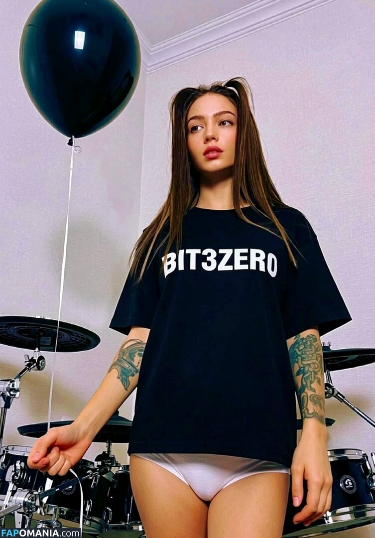 Kriss Drummer / Kristina Rybalchenko / kriss_drummer / user Naakt OnlyFans  Gelekte foto #157