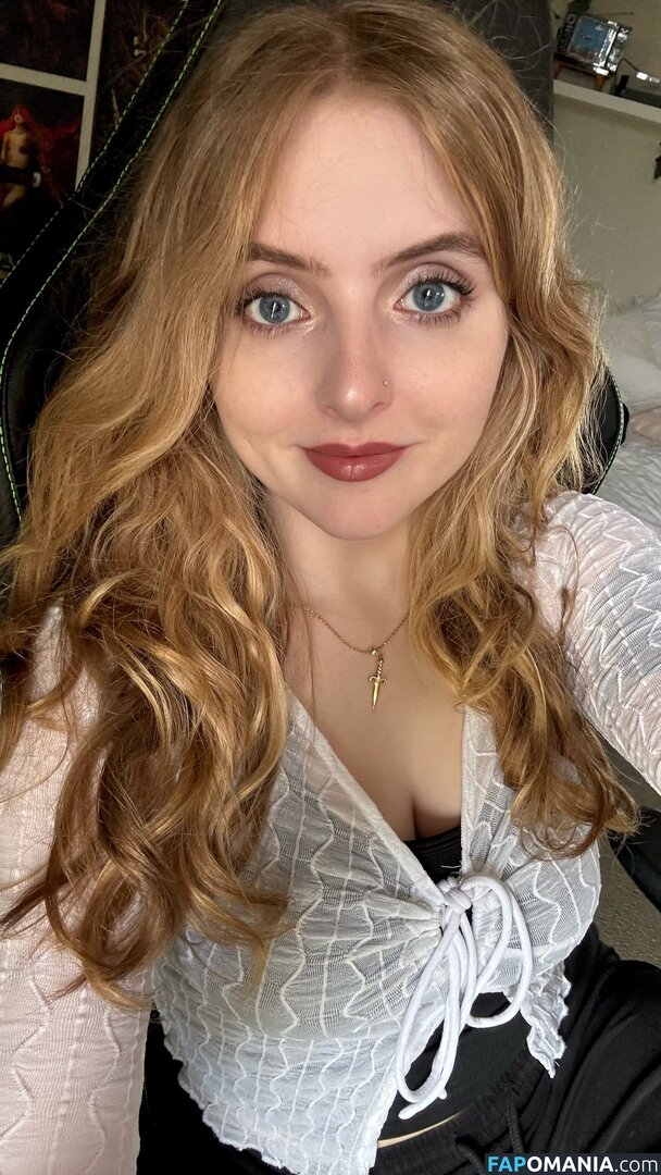 Krystal / Krysttl / Krysttlxd Naakt OnlyFans  Gelekte foto #3