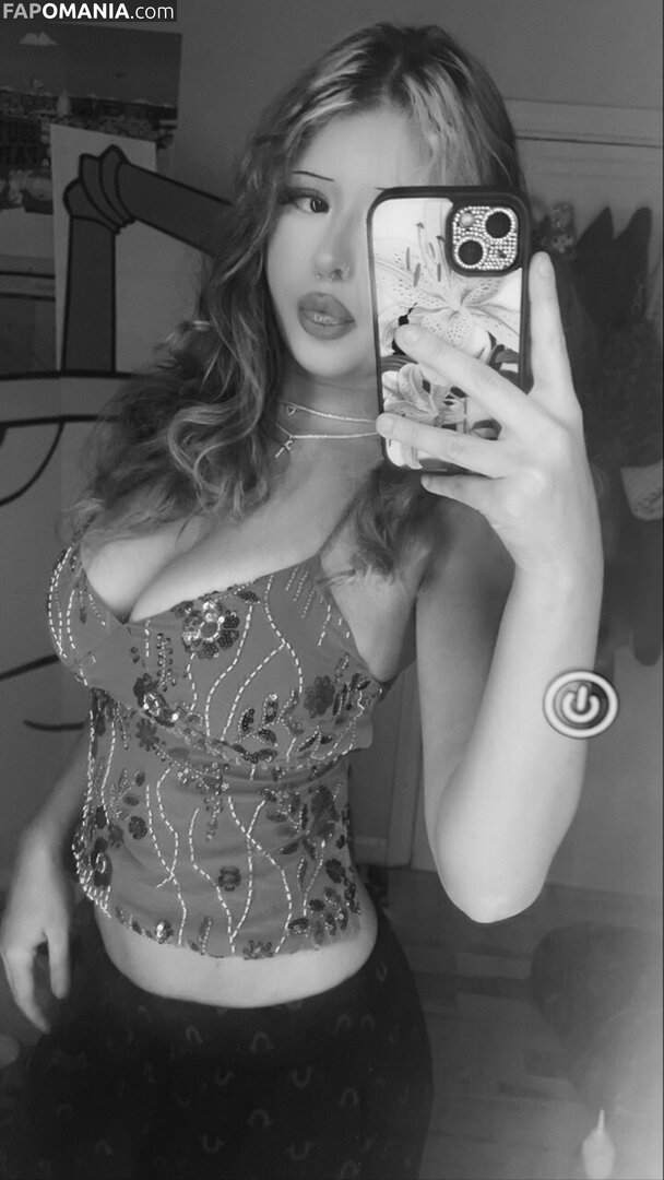 kttygrrlz / lvrrzu / mastershakelvrz Naakt OnlyFans  Gelekte foto #1
