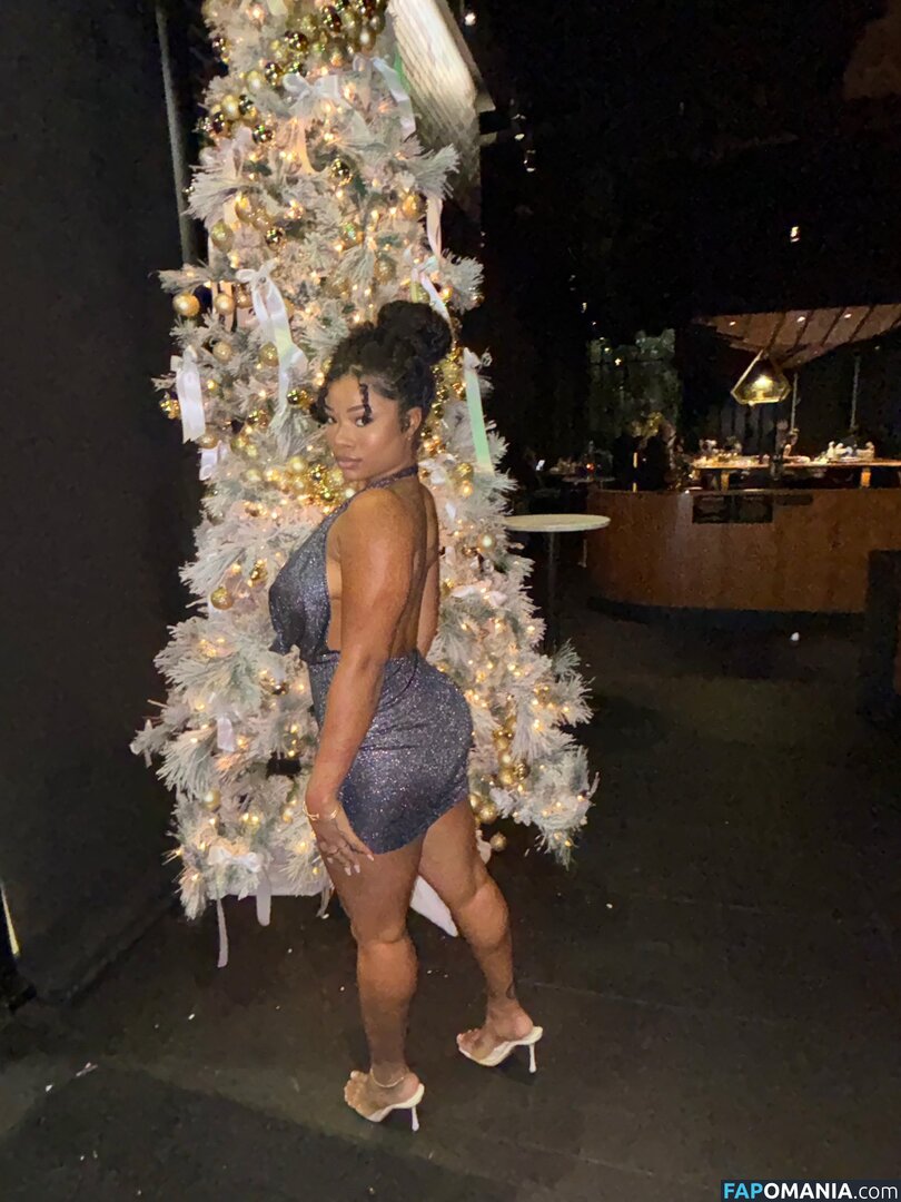 Kyylareneee / kurlykyy / kurrlyyy / kyylarenee Naakt OnlyFans  Gelekte foto #16