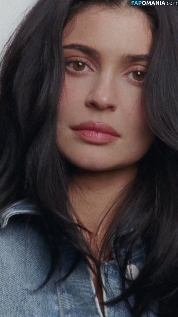 Kylie Jenner / kyliejenner / kyliejenner.2 Naakt OnlyFans  Gelekte foto #64