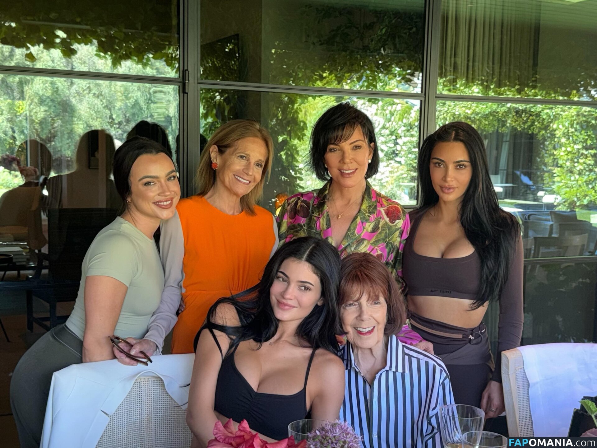 Kylie Jenner / https: / kyliejenner / kyliejenner.2 Naakt OnlyFans  Gelekte foto #100