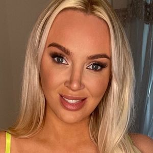 kylie_tate