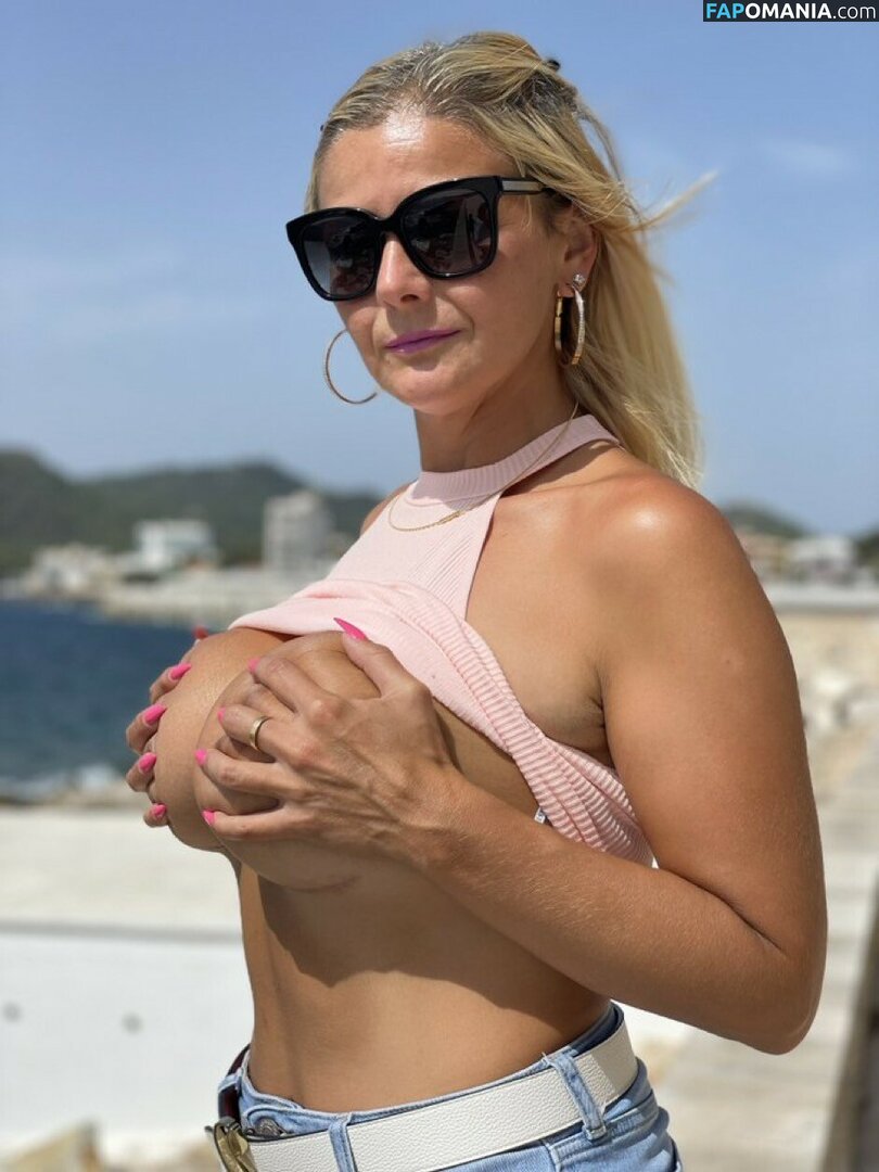 Lady Dina / lady.diana._ / ladydina16 Naakt OnlyFans  Gelekte foto #5