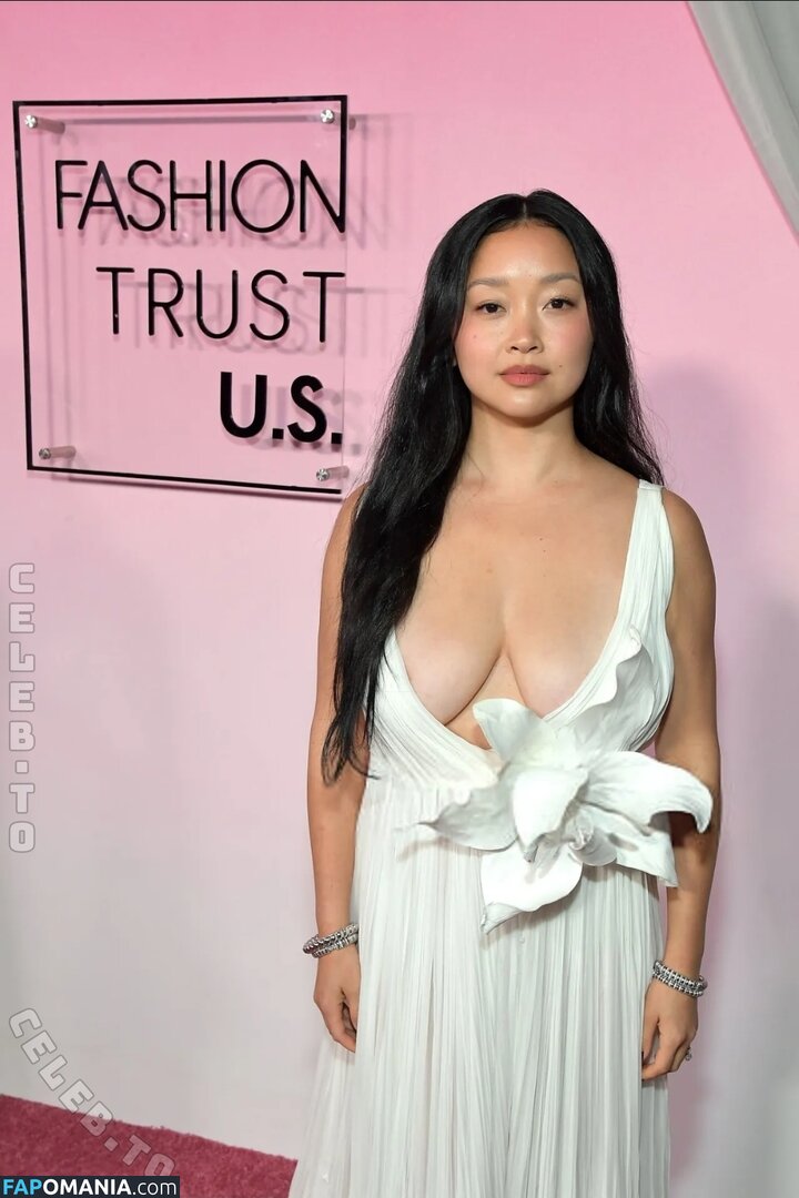 Lana Condor / https: / lanacondor Naakt OnlyFans  Gelekte foto #2