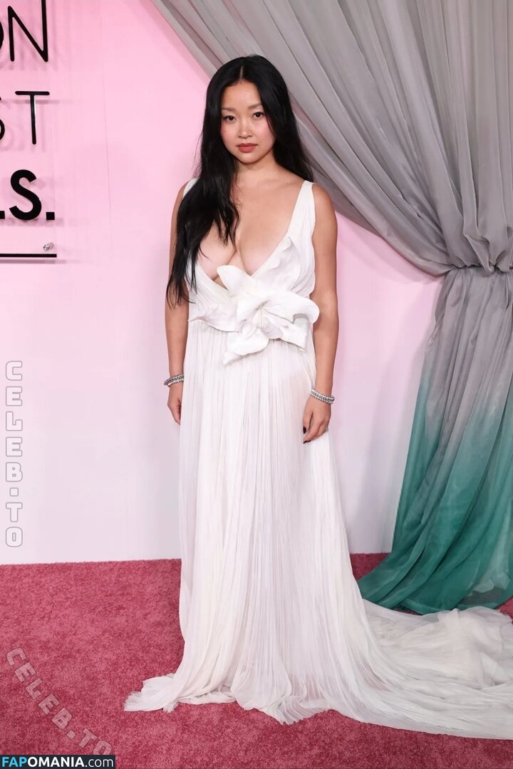 Lana Condor / https: / lanacondor Naakt OnlyFans  Gelekte foto #5