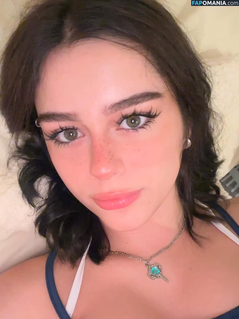 Lana Banana / Lana Luise / alanaluise Naakt OnlyFans  Gelekte foto #1