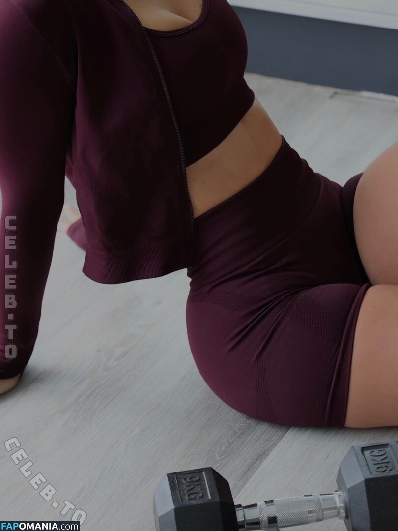 lara.gbdt Naakt OnlyFans  Gelekte foto #2