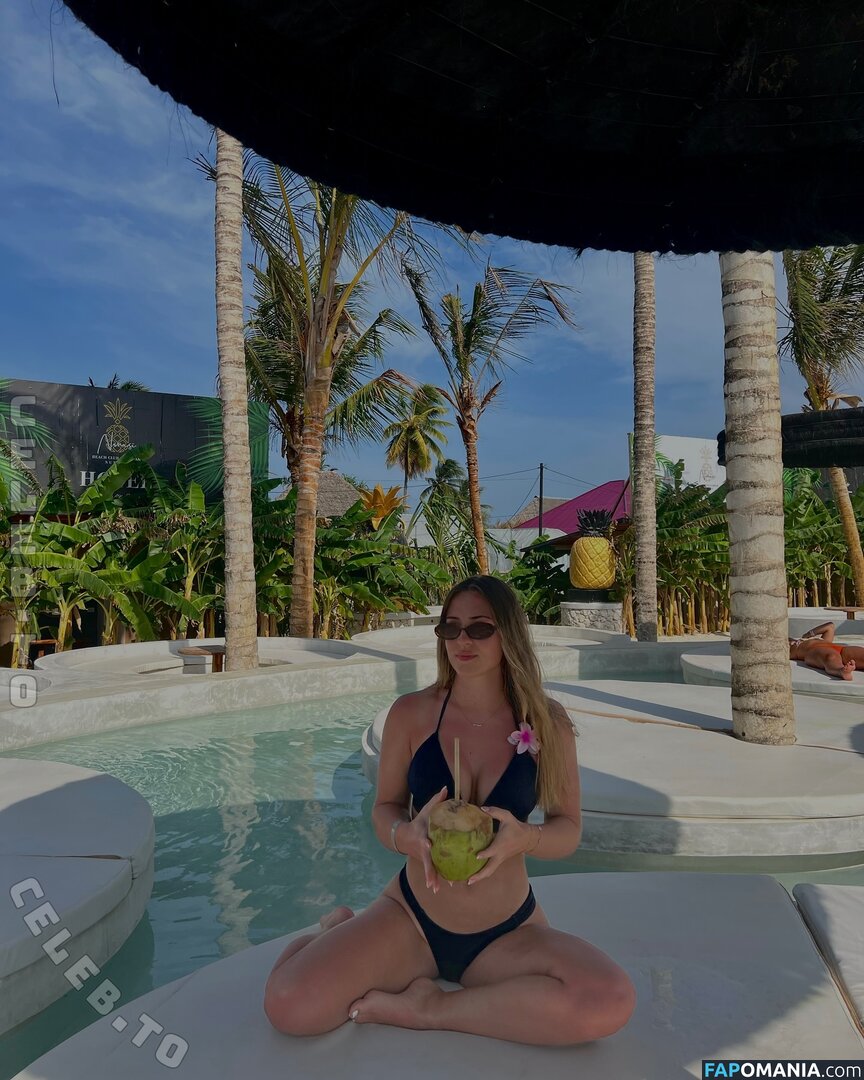 lara.gbdt Naakt OnlyFans  Gelekte foto #9