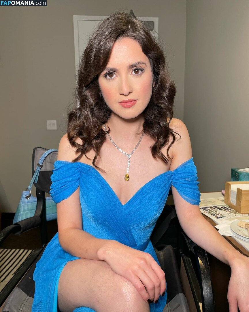Laura Marano / lauramarano Naakt OnlyFans  Gelekte foto #4