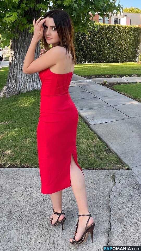 Laura Marano / lauramarano Naakt OnlyFans  Gelekte foto #58
