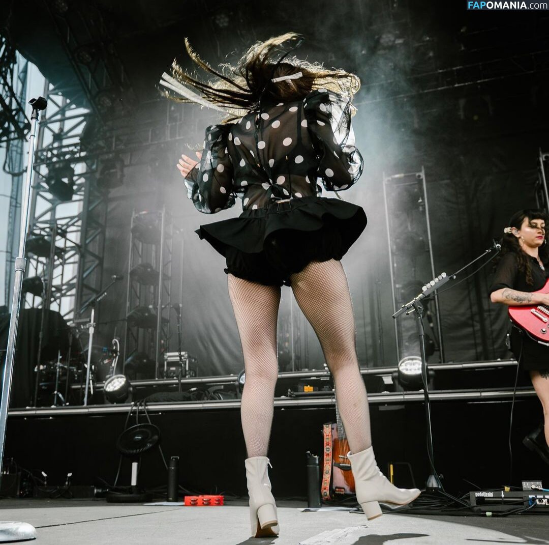 Lauren Mayberry / laurenevemayberry Naakt OnlyFans  Gelekte foto #114