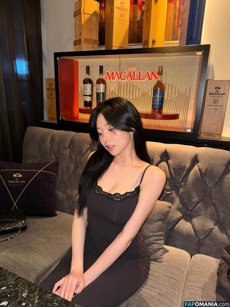 Lee Yeon-woo / yeonwooahh / yonu1201 / 이연우 | Yonu Kuro | yonu_kuro Naakt OnlyFans  Gelekte foto #5