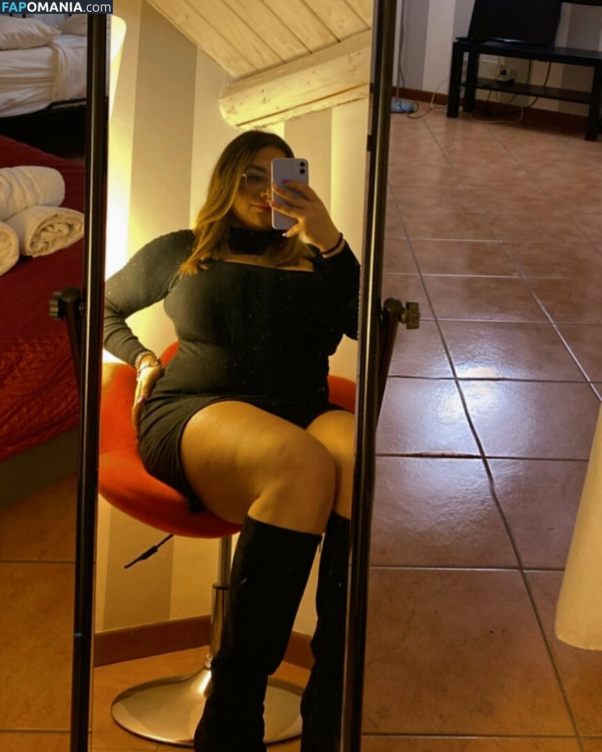 Letizia Scrivani / iam7lele29 Naakt OnlyFans  Gelekte foto #24