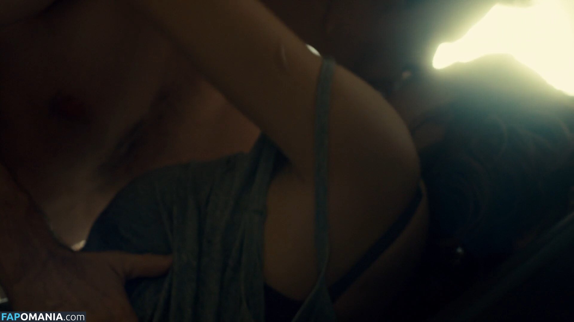 Lexa Doig Naakt OnlyFans  Gelekte foto #14