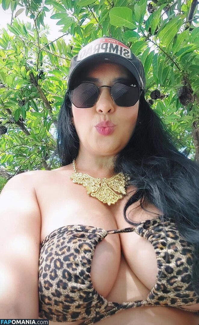 Lia Castro / liacastro747 Naakt OnlyFans  Gelekte foto #1