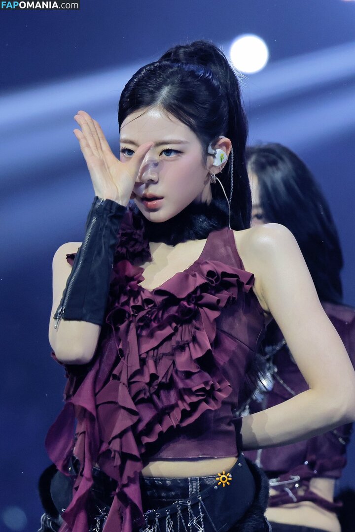 Choi Ji-su / ITZY / lia_loves___ / 최지수 Naakt OnlyFans  Gelekte foto #1