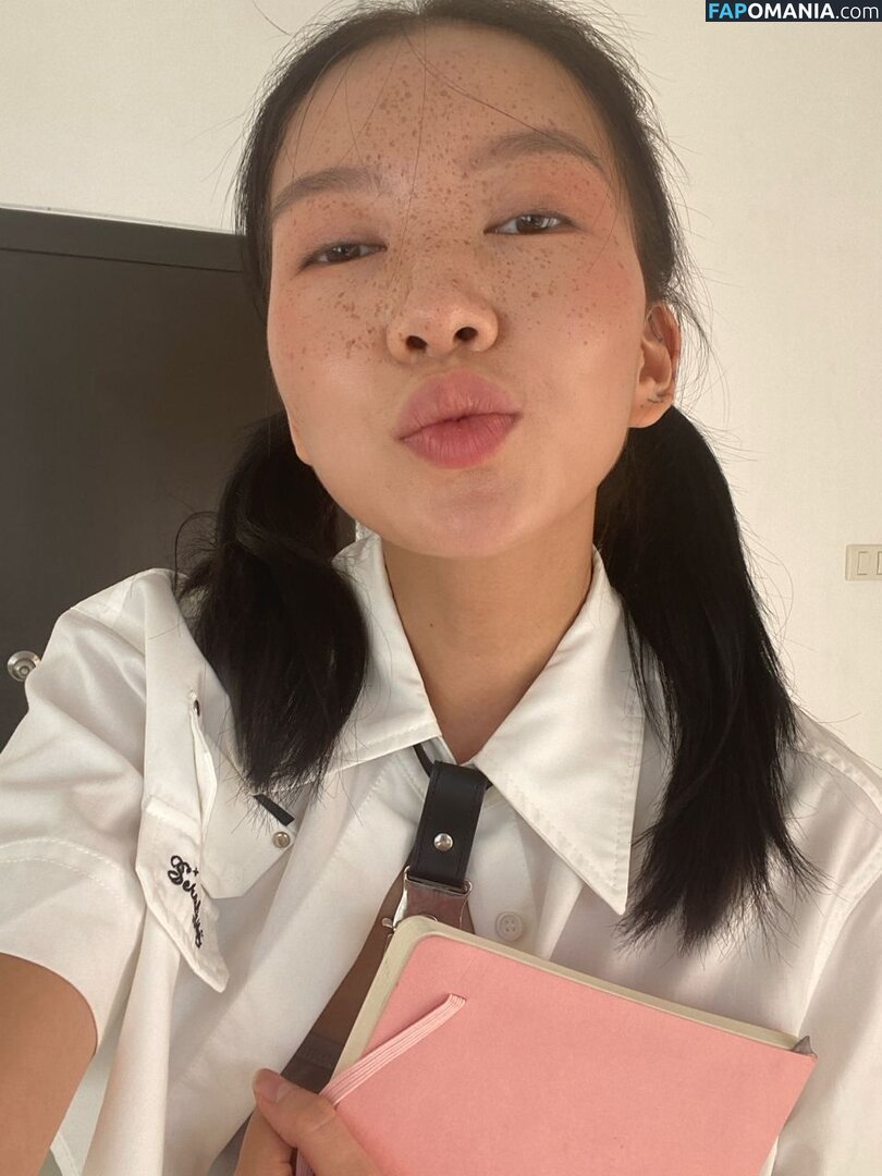 lil_kris_xo Naakt OnlyFans  Gelekte foto #2