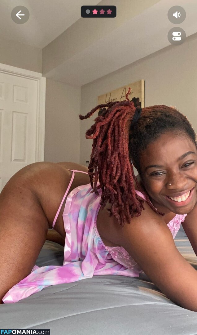 Lil_ms__energy Naakt OnlyFans  Gelekte foto #2