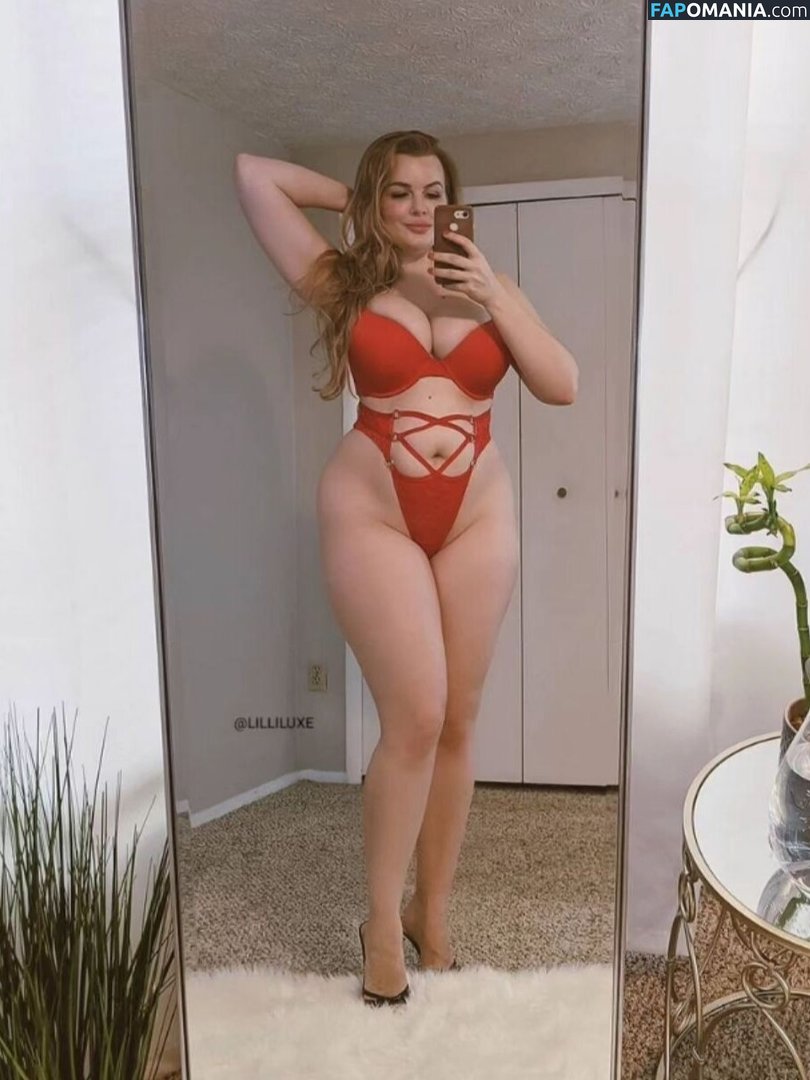 Lilli Luxe / LilliLuxe Naakt OnlyFans  Gelekte foto #1