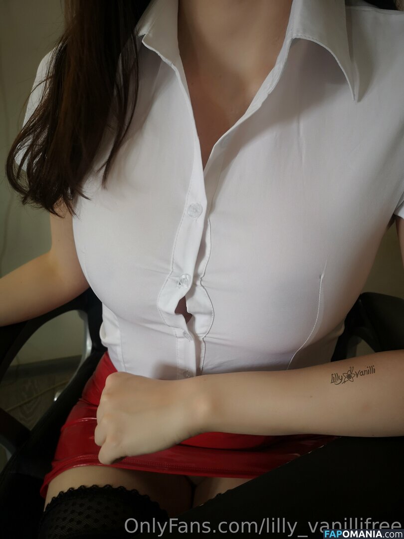 __luvyl / lilly_vanillifree Naakt OnlyFans  Gelekte foto #2