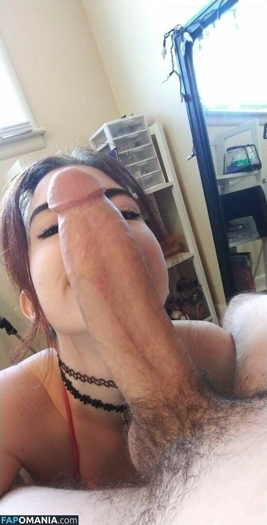 LilRedVelvettt / lil.redvelvet / lilredvelvet Naakt OnlyFans  Gelekte foto #3