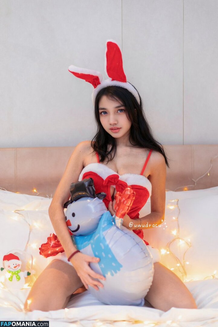 Lin Van Elsen Naakt OnlyFans  Gelekte foto #2