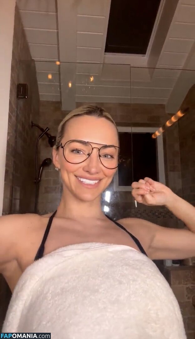 Lindsey Pelas / https: / lindseypelas / lindseypelas.co Naakt OnlyFans  Gelekte foto #44