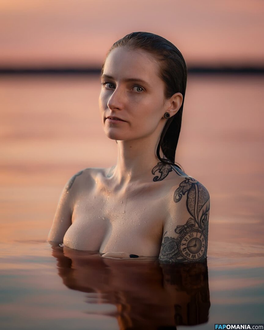 lisa.hates.you / lissaaires Naakt OnlyFans  Gelekte foto #1