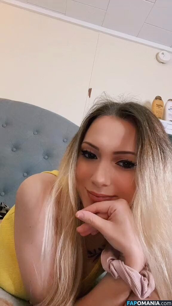 Little Momma / Littleemommaa21 / littlee.mommaa23 / littleemommaa23 Naakt OnlyFans  Gelekte foto #7
