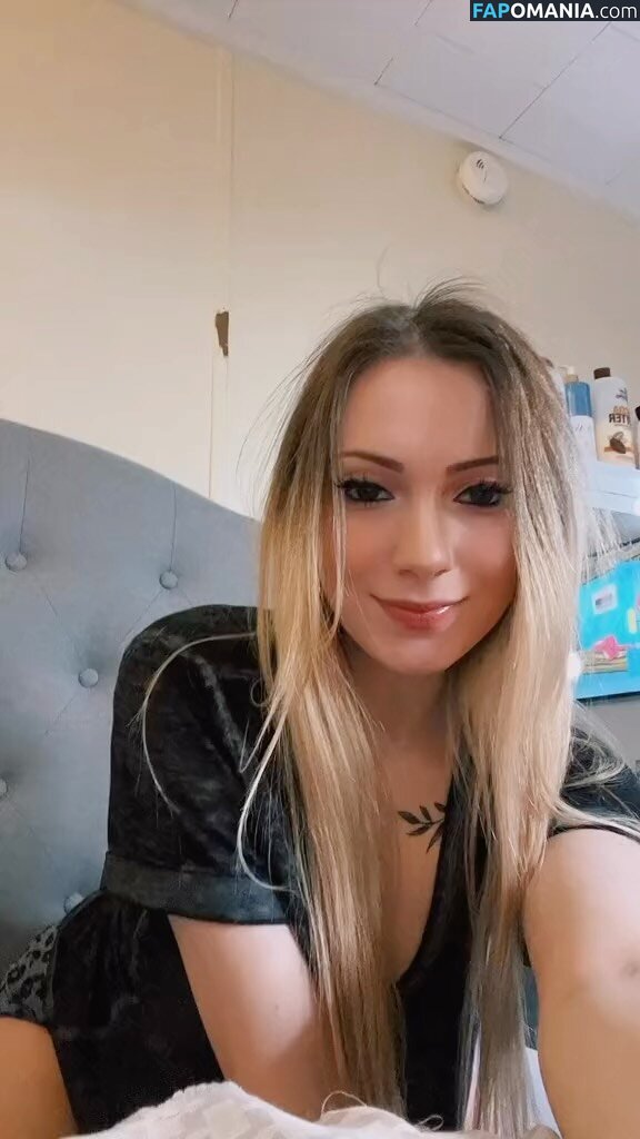 Little Momma / Littleemommaa21 / littlee.mommaa23 / littleemommaa23 Naakt OnlyFans  Gelekte foto #8