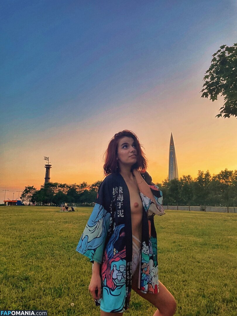 Little Satana / little.satana / s.satana_666 / tomnaya_satana Naakt OnlyFans  Gelekte foto #28