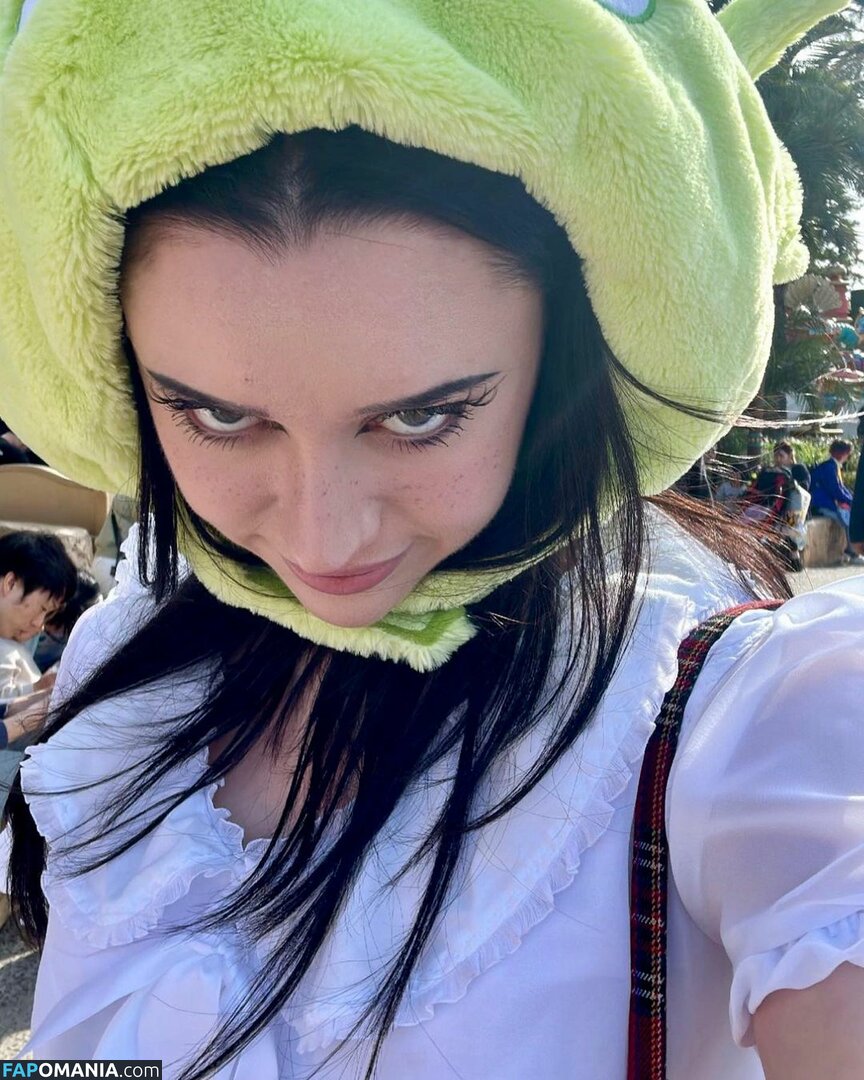 Liv Bevan / LivBev / livscopes Naakt OnlyFans  Gelekte foto #1