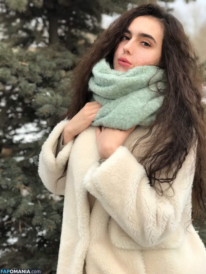 Lizzi69 / lizablack69 / maltseva693 / u127767299 Naakt OnlyFans  Gelekte foto #10