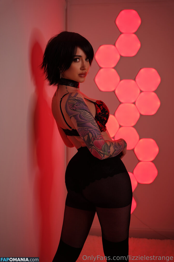 Lizzie Le Strange / lizzielestrange Naakt OnlyFans  Gelekte foto #12