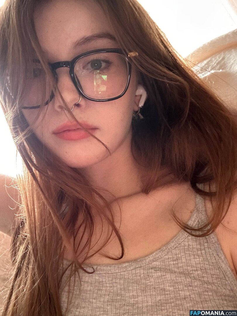 Ljinzer  / Ljinzer / linzarrd / Linzefeet / linzzzer / linziier / joleenlunzer Naakt OnlyFans  Gelekte foto #1