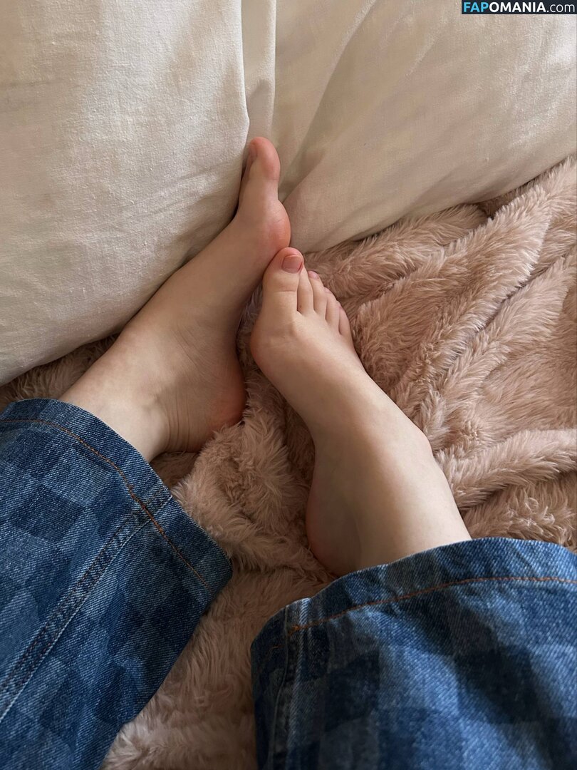 Ljinzer  / Ljinzer / linzarrd / Linzefeet / linzzzer / linziier / joleenlunzer Naakt OnlyFans  Gelekte foto #2