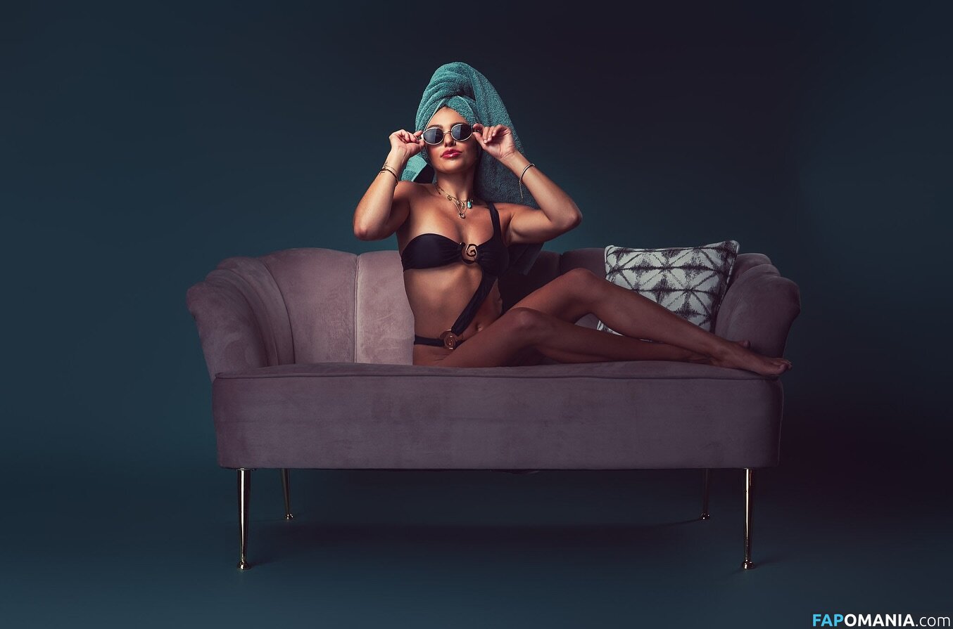 Logan Vaughan / Logan.grace / LoganGraceVaug1 / logan.grace16 Naakt OnlyFans  Gelekte foto #6