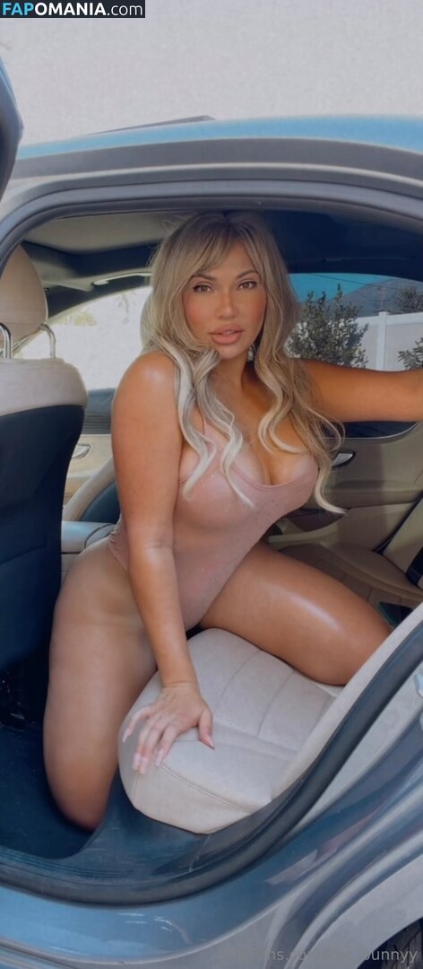 Lopera Lopez / lolo__bunnyy / lolobuns Naakt OnlyFans  Gelekte foto #1