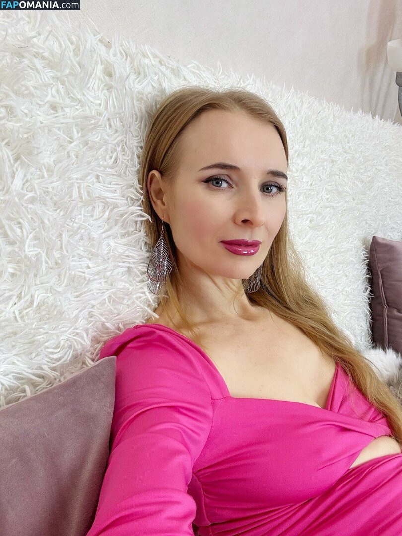 LoraColins / LoraColinz / LoraCollier / lora.colins Naakt OnlyFans  Gelekte foto #20